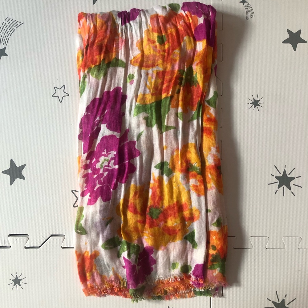 ❤️J. Crew Lightweight Scarf Floral Print 70 x 25